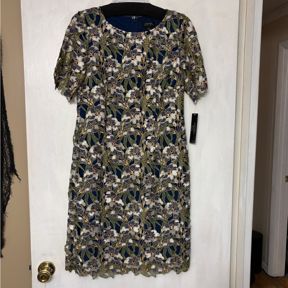 Tahari Floral Cocktail Dress with Green Blue White Gold Crochet Lace Overlay 10